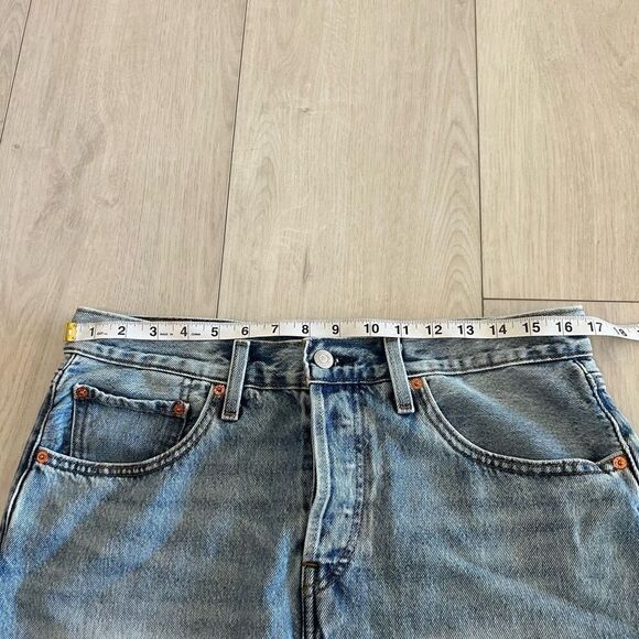 Levi’s icon demin skirt size 30 - Picture 3 of 7